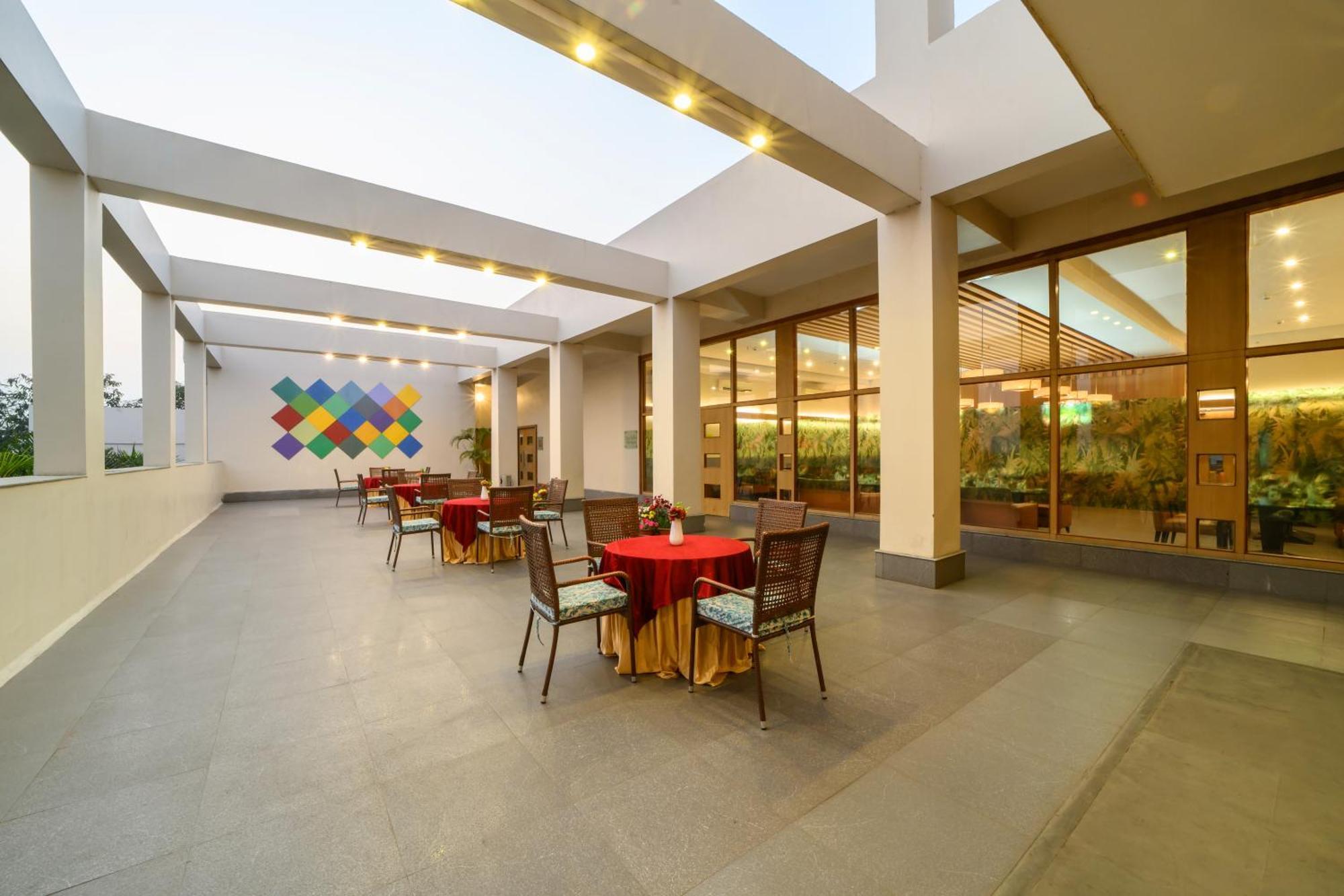 Sinclairs Burdwan Hotel Luaran gambar